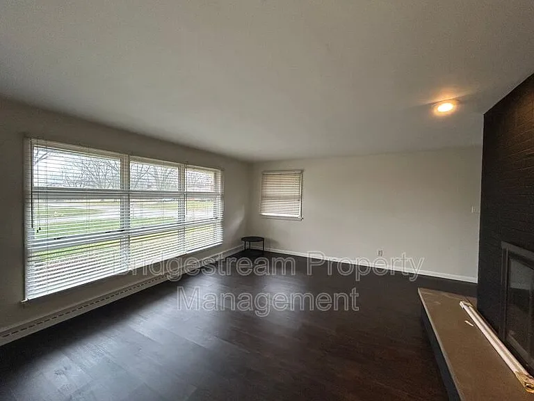 7201 McKenna Pl — Photo 4