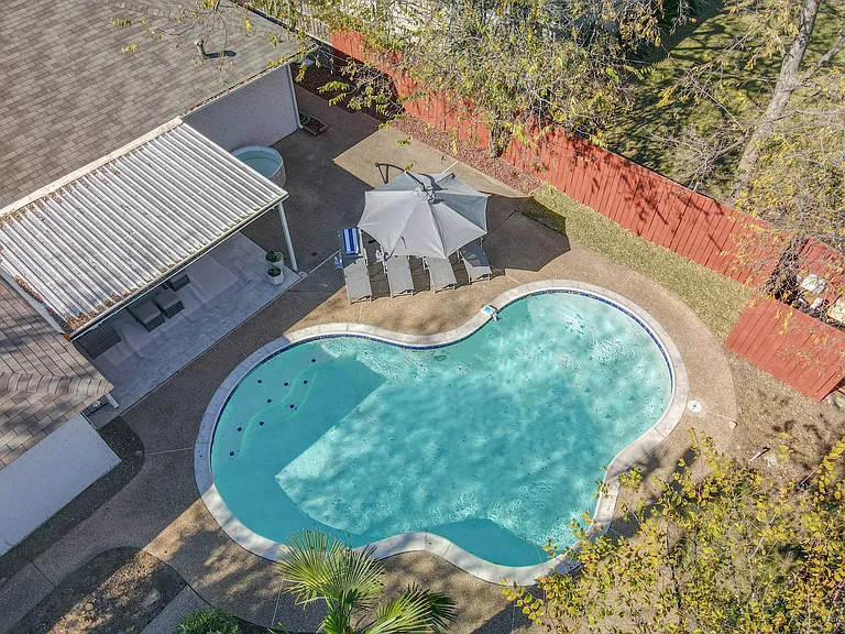 804 Ridgefield Dr — Photo 28