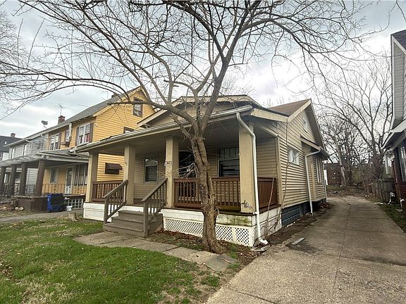 2nd image of 3423 E 137th St