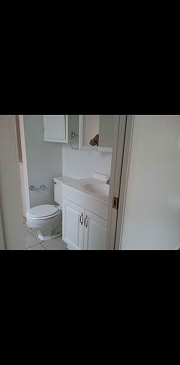 1st image of 1016 S Plains Park Dr