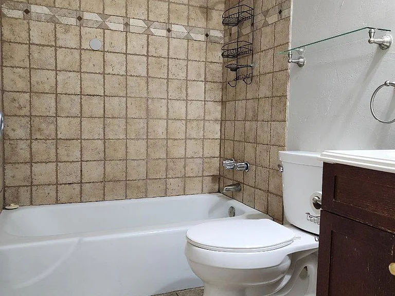 5631 S 85th East Ave — Photo 10