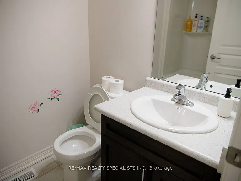 46 Haney Dr — Photo 28