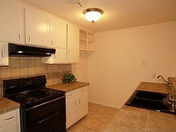2nd image of 486 University Dr