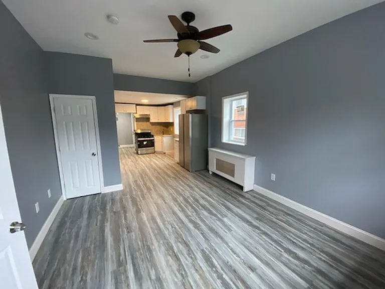 7535 Thouron Ave — Photo 4