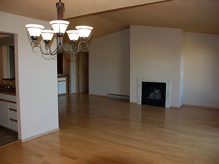 168 S Coeur Dalene St #E303 — Photo 4