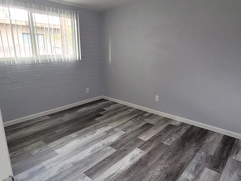 4430 E Pima St — Photo 8
