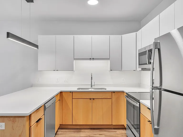 121 Shea Dr — Photo 6