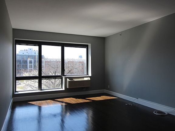 3rd image of 11-25 45th Ave #4E