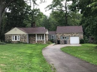 57264 NE Ce Dah Dr, Elkhart, IN 46516