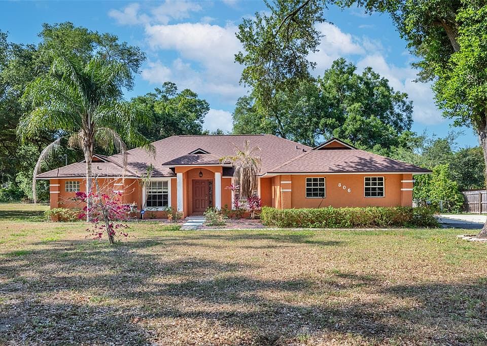 1st image of 806 Orange Blossom Ln