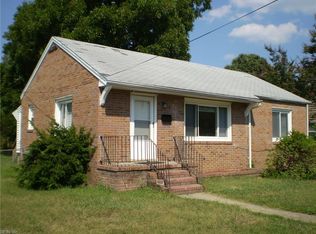 8 Rutledge Rd, Newport News, VA 23601