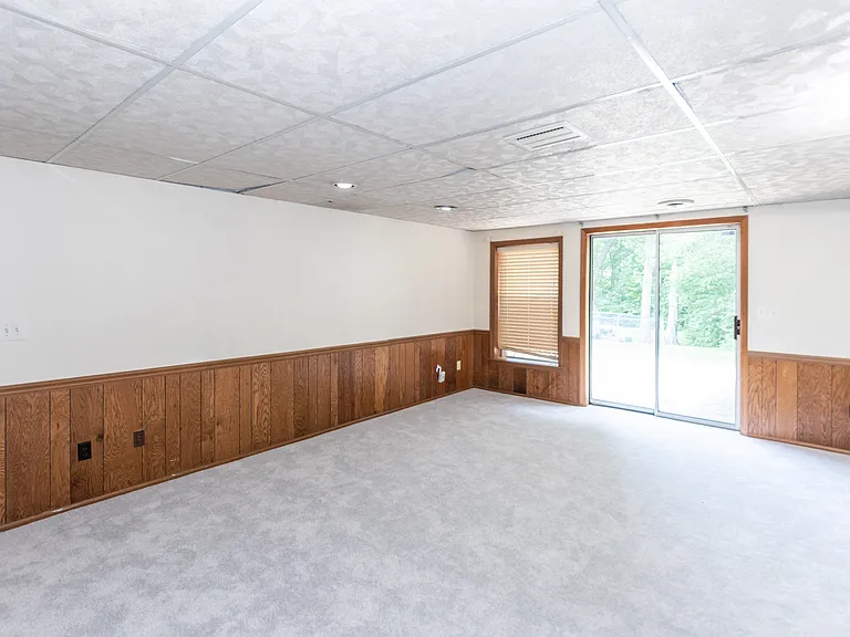 91 Elk Run Dr — Photo 22