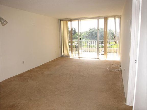 5th image of 13120 SW 92nd Ave APT 318