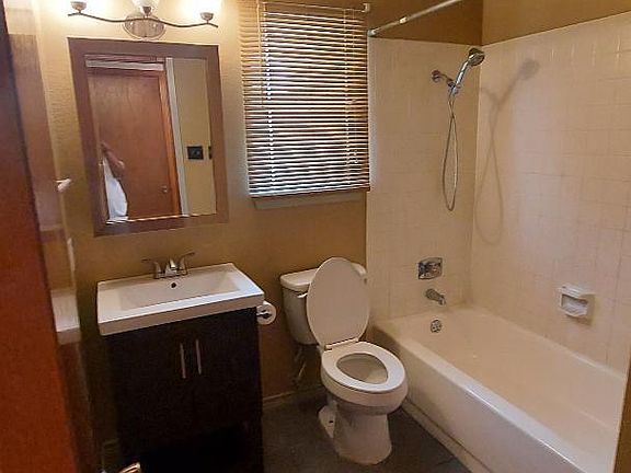 5th image of 3203 Tallwood Dr