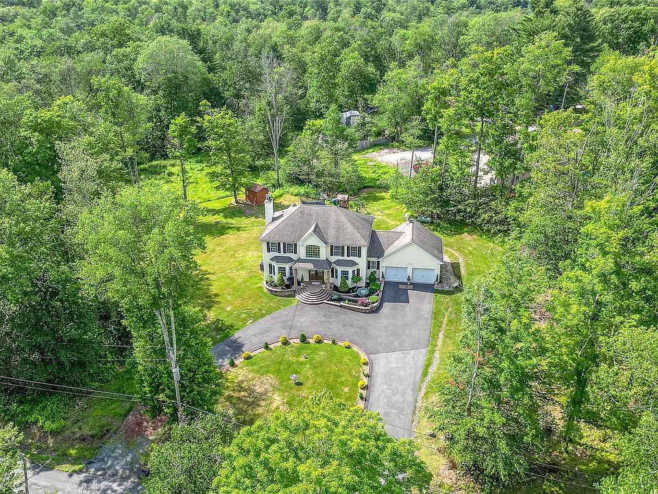 1st image of 802 Rose Valley Road