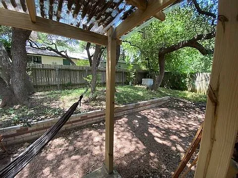 7010 Windrift Way — Photo 9