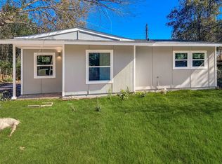228 San Jacinto St, Lone Star, TX 75668