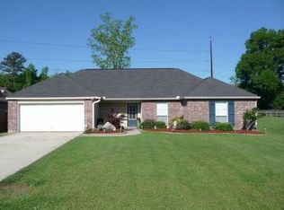 13201 Cole Dr, Gonzales, LA 70737