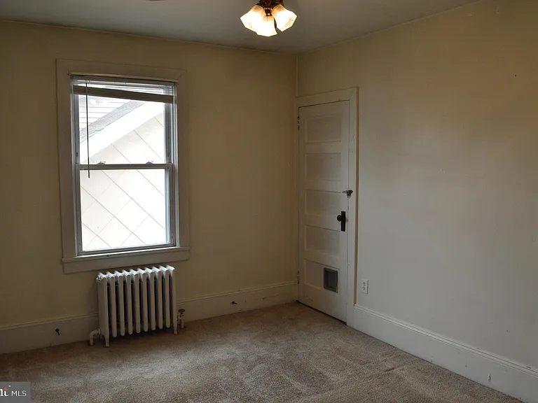 121 Broad St — Photo 17