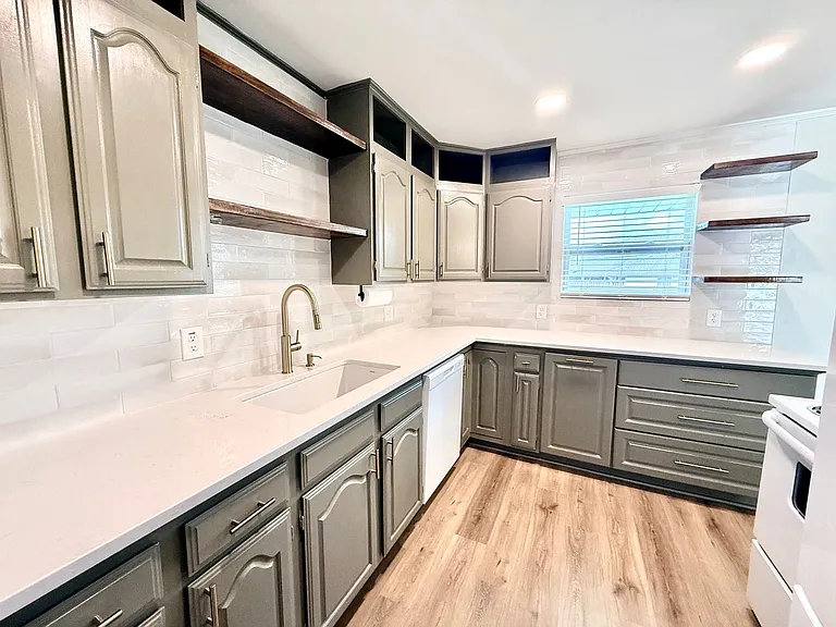 2235 E Contour Dr — Photo 10