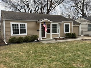 2211 W 74th St, Prairie Village, KS 66208