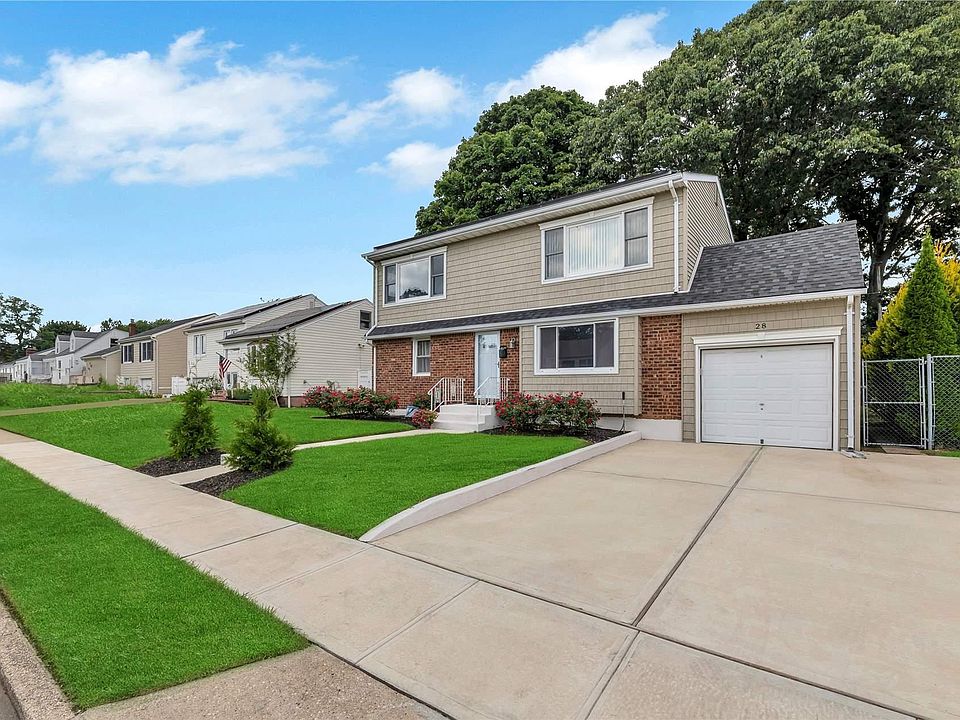 1st image of 28 Bradford Lane