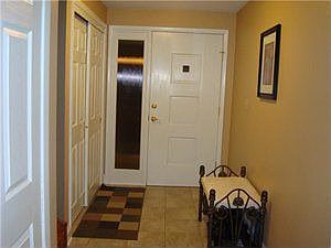 1st image of 8 Lawnwood Dr