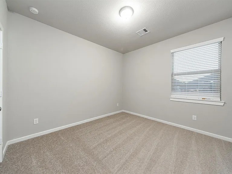 8706 Fox Trail Dr — Photo 21