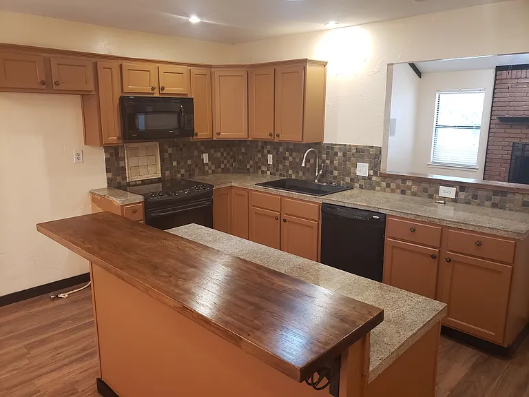 508 Tarragon Ln — Photo 14