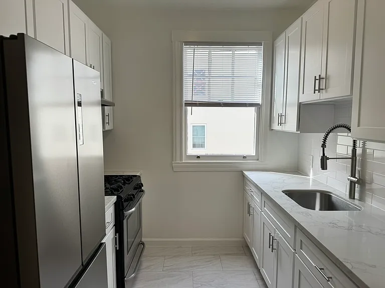 1700 Broadway Street — Photo 17