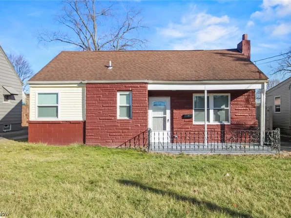 251 N Main St, Austintown, OH 44515