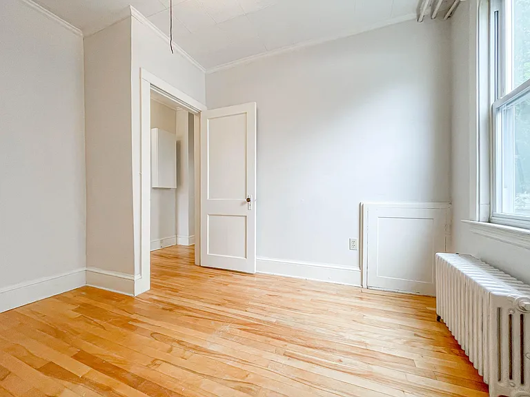 91 Saint Lawrence St #1 — Photo 23