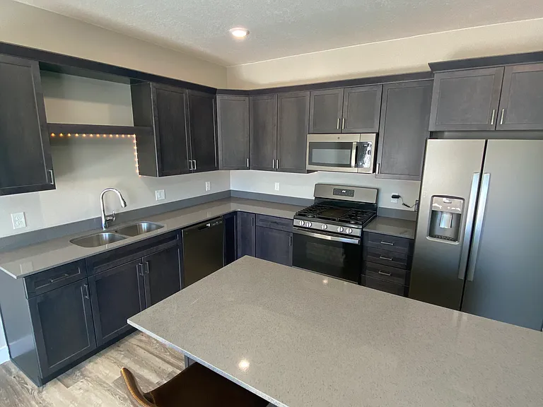1645 N 3200 W — Photo 10