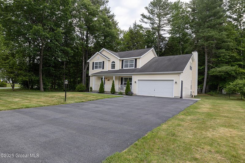 4th image of 22 Santee Drive