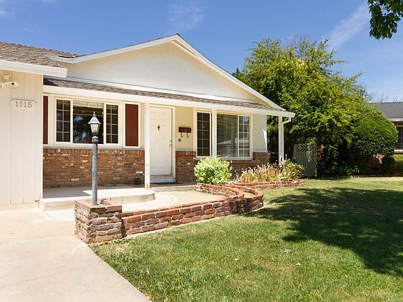 3rd image of 1115 Jacobs Pl