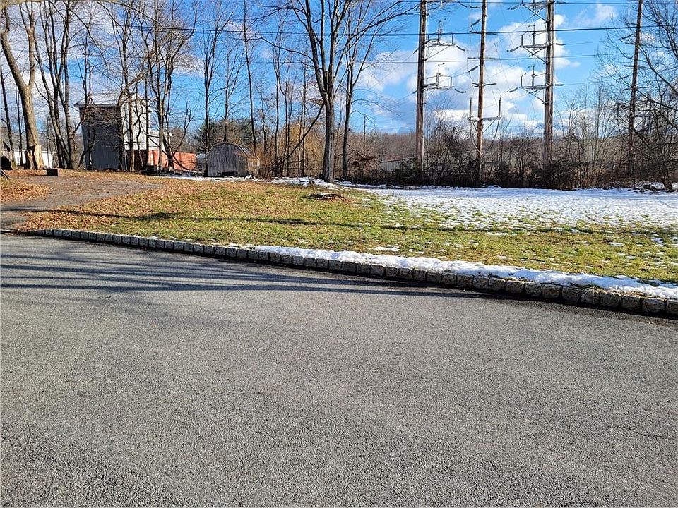 1st image of 35 Westwood Drive