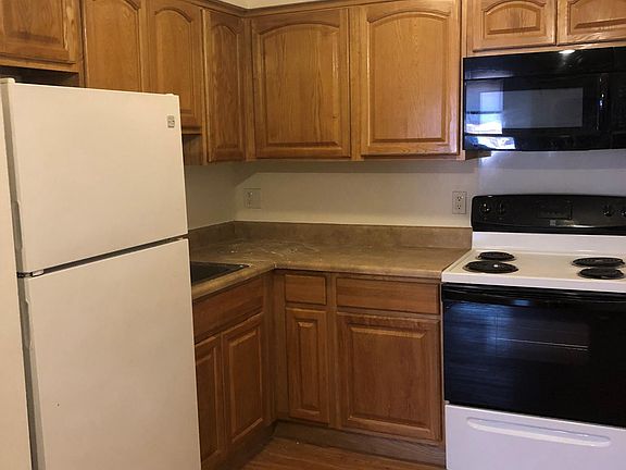3rd image of 119 W Baltimore Ave APT 2A