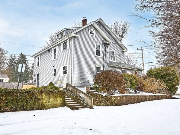 48 Pleasant St, Spencer, MA 01562