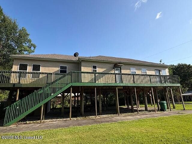 1st image of 304 Vacation Ln