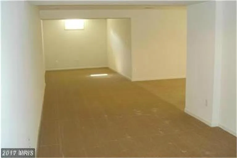 1114 Anderson St — Photo 10