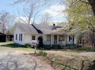 278 Big Level Rd, Mill Spring, NC 28756