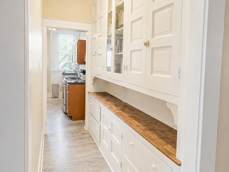 1631 Shady Ave #1 — Photo 9