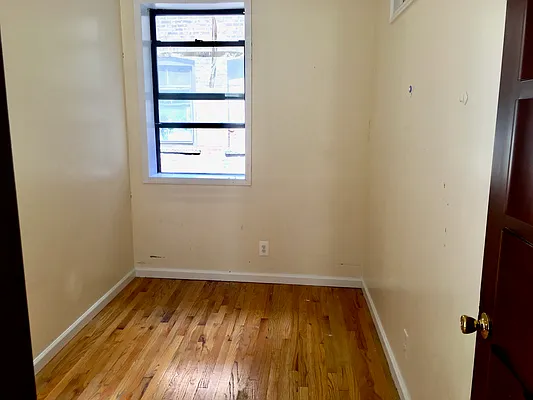 Rented by Corcoran | media 23