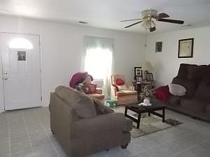 3rd image of 109 N Bell Ave