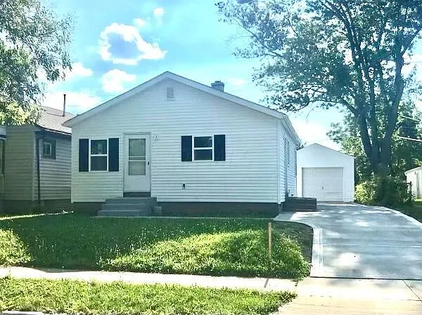 2491 Azelda St photo 1