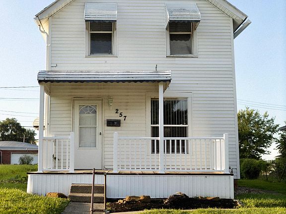 5th image of 257 E 2nd St