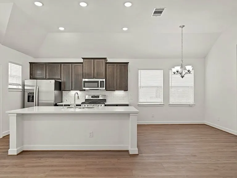11422 Waterford Spring Trl — Photo 10