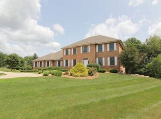 7626 Fernglade Cir, Verona, WI 53593