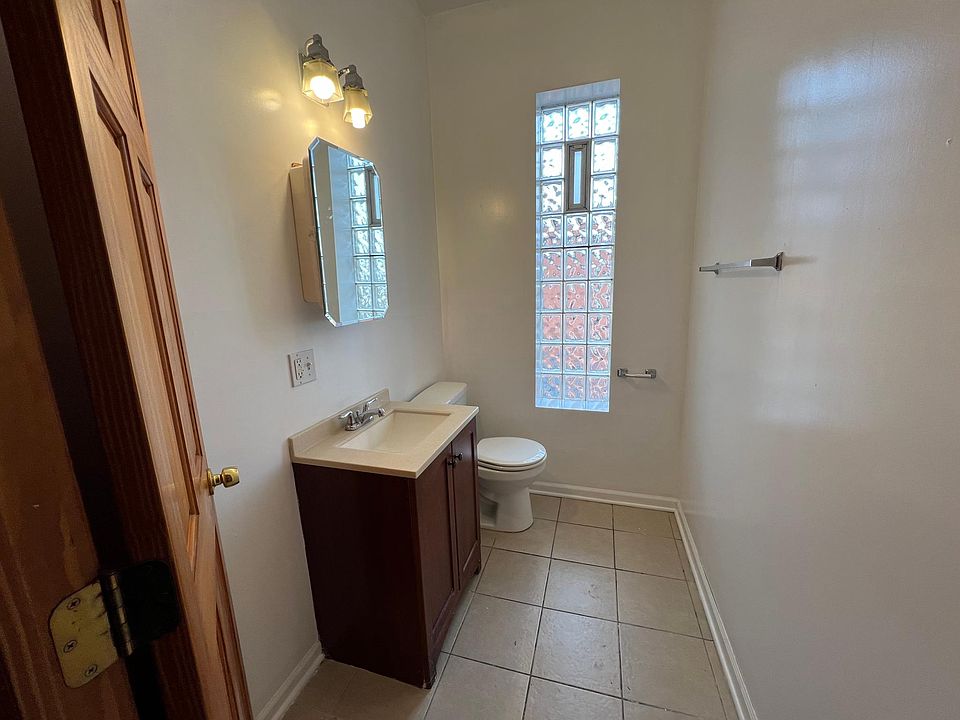 1st image of 3647 S Wallace St #2