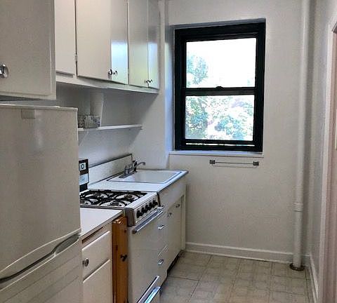 5th image of 7811 35th Ave APT 3H